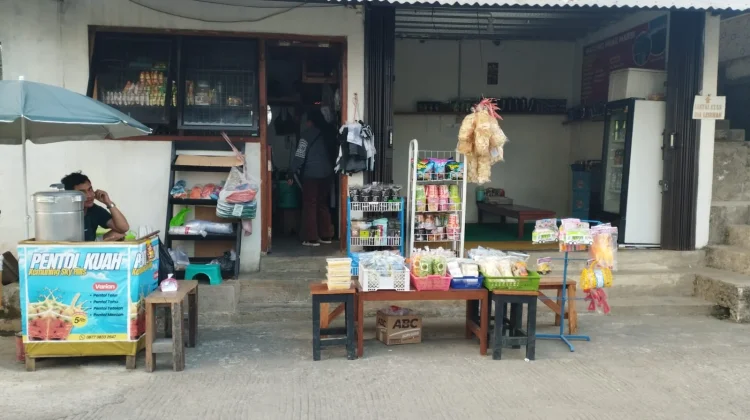 Pesona Sky Hill Kemuning Karanganyar Menghidupkan Ekonomi Warga Lokal