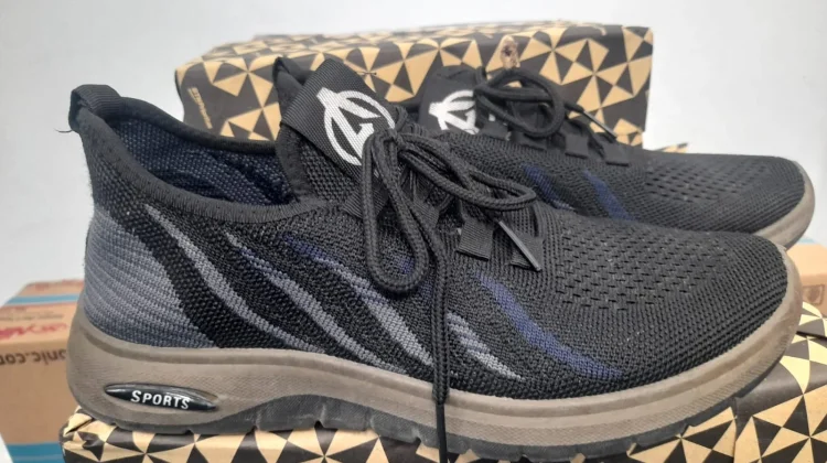 Sepatu Kasual untuk Kantoran, Nyaman dan Tampil Profesional