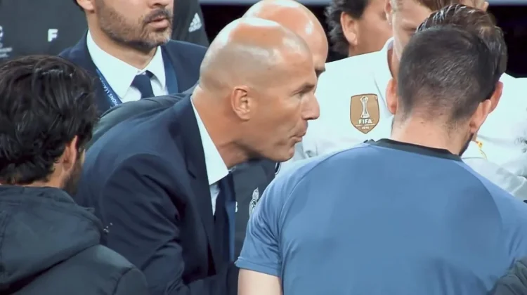 Resmi Berlabuh, Zinedine Zidane Nahkoda Baru Timnas Perancis