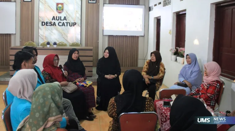 PPK Ormawa PK IMM Al-Ghozali UMS Bekali Ibu PKK Desa Catur Keterampilan Kelola Stres