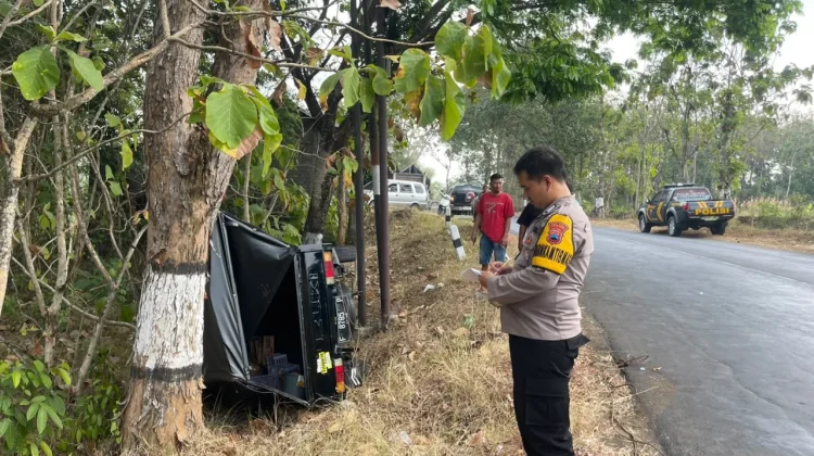 Mobil Pickup Masuk Jurang di Jalan Sidoharjo-Wonogiri