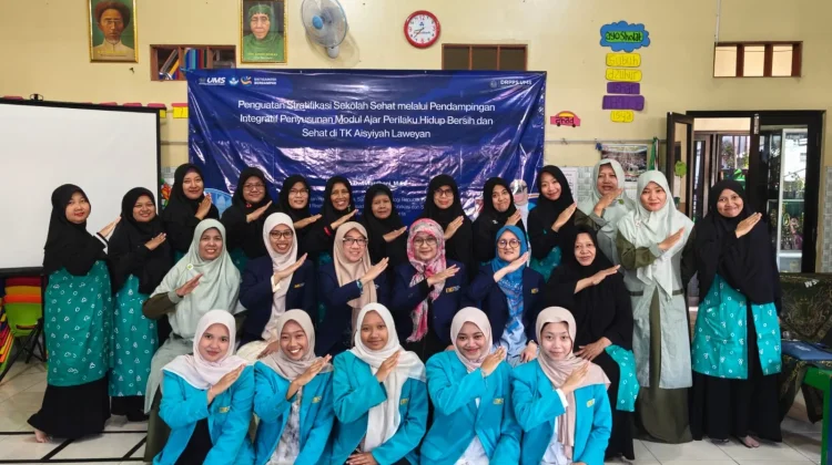Dosen UMS Dampingi Guru PAUD Susun Modul PHBS