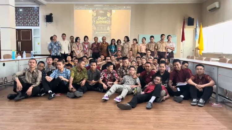 Siswa SMK Mikael Tertarik Pelajari Wayang lewat Jagat Wayang RRI Surakarta
