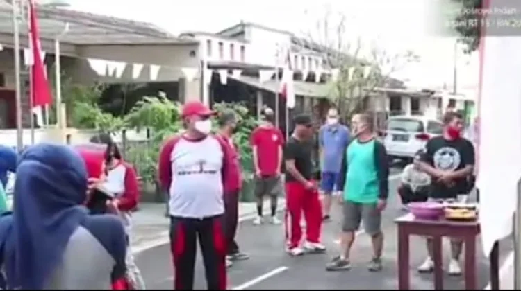 Menemukan Kembali Jiwa Kemerdekaan dalam Keheningan Malam Tirakatan