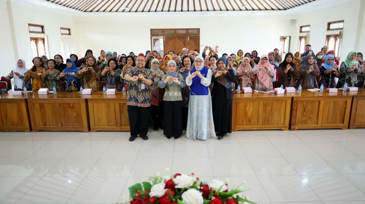 Tingkatkan Kualitas Posyandu Plus, Pemkot Solo Gelar Pelatihan Mental Health