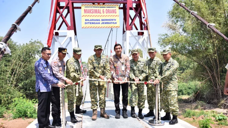 Irdam IV Diponegoro, Resmikan Jembatan Garuda di Desa Tambakboyo Sukoharjo
