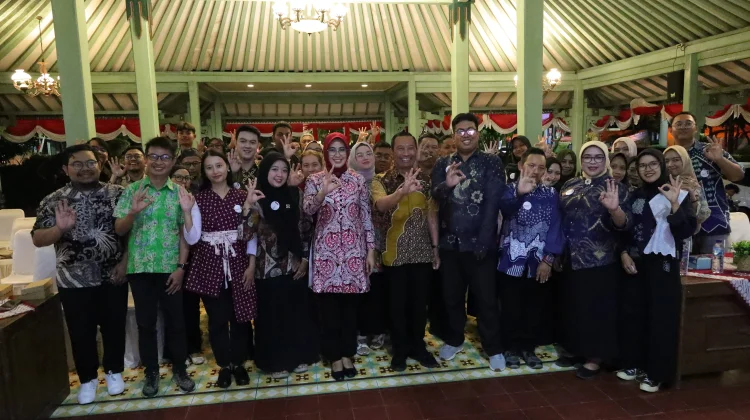 Pemkot Targetkan Seluruh Warga Solo Sadar Wisata