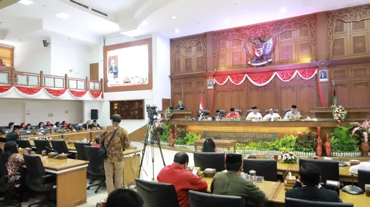 Banggar DPRD Surakarta Perkuat Anggaran Kelola Sampah dari Hulu