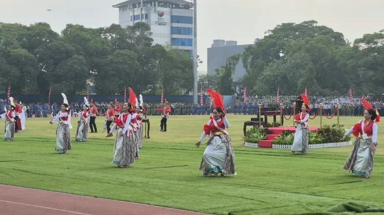 Tari “Duniaku Indonesia” Meriahkan Upacara HUT ke-81 RI di Sriwedari