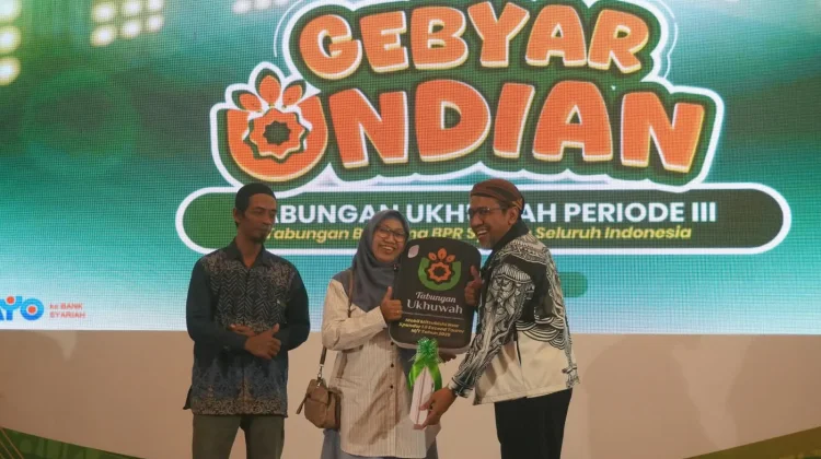 Niat Tabung Dana Kuliah Anak, Warga Klaten Raih Mitsubishi Xpander