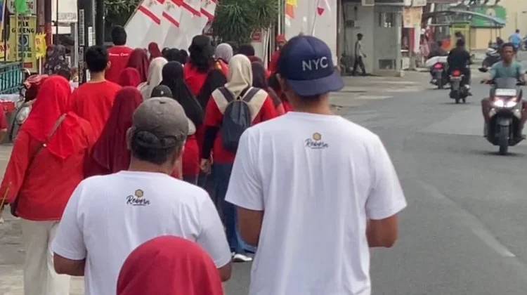 Semangat Kemerdekaan dalam Jalan Sehat Antar Kampung
