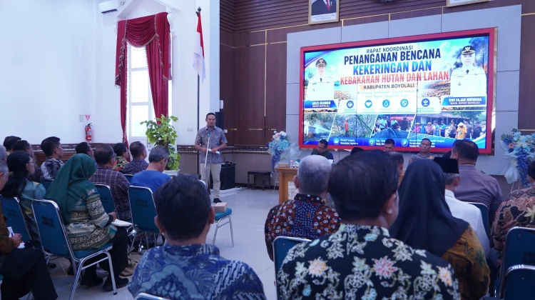 Antisipasi Karhutla, Bupati Boyolali Minta Camat Perkuat Edukasi