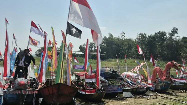 Kemeriahan Lomba Menghias Perahu Desa Wisata Bulu Serang Boyolali