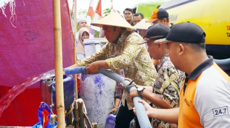 Kekeringan Sragen Meluas, Dropping Air Bersih Merambah Wilayah Kecamatan Miri