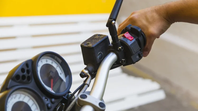 Mengenal Keyless atau Smart Key pada Motor