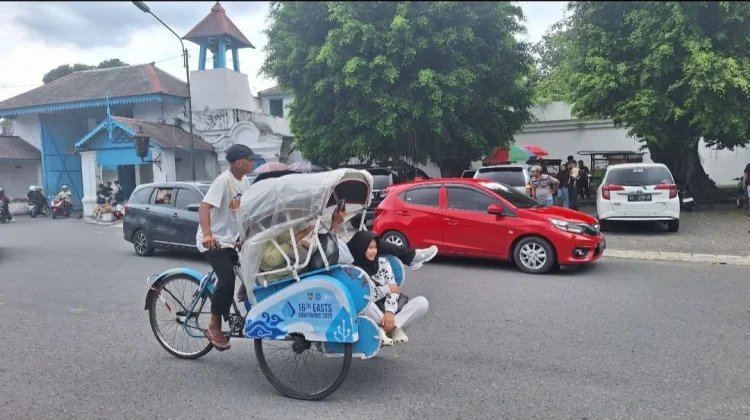 Moment puncak perayaan Sekaten Ladang Rezeki Bagi Pengemudi Becak