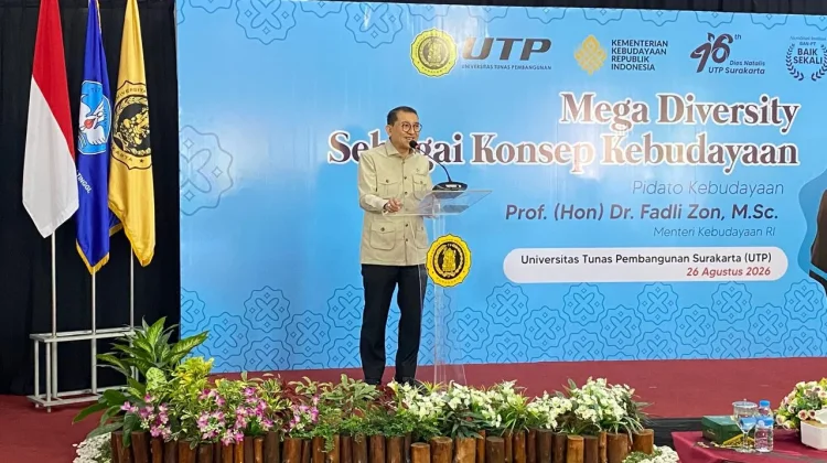 Menteri Fadli Zon Gaungkan Mega Diversity Budaya di UTP Surakarta