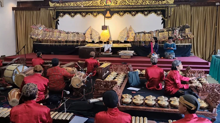 Sembilan Dalang Cilik Diberi Panggung Regenerasi Budaya