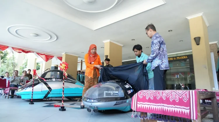 Bengawan Team UNS Luncurkan Dua Mobil Hemat Energi Menjelang KMHE 2026