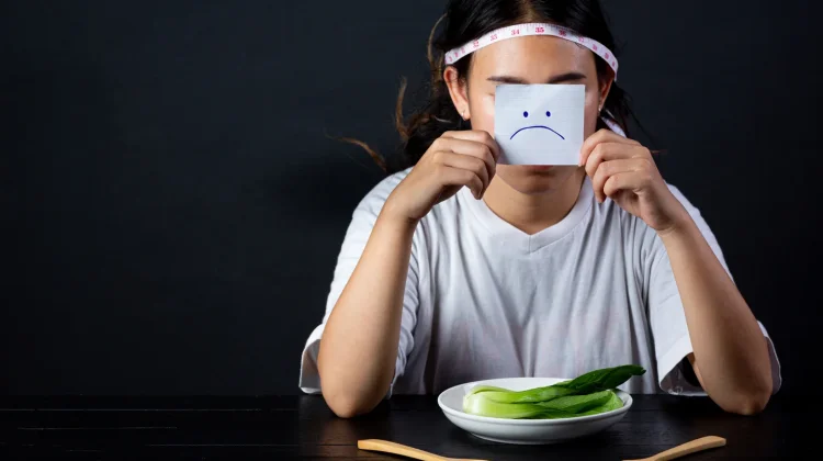 Makanan Favorit Mendadak Terasa Pahit saat Sakit, Apa yang Terjadi?