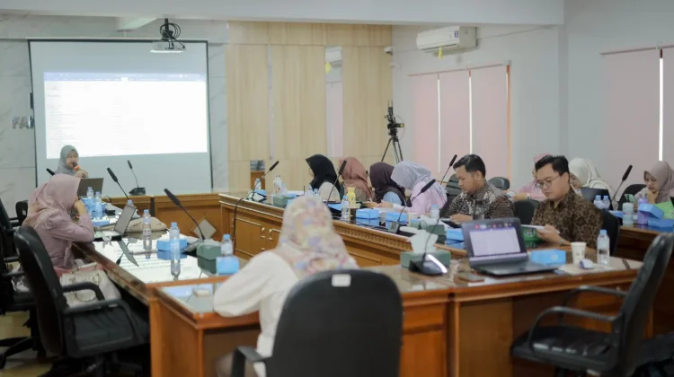 Pastikan Standar Keterampilan Selaras, FKG UMS Gelar Workshop Skills Labs