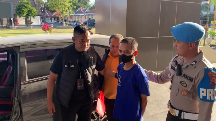 Pria di Solo Gadaikan Mobil Rental Rp30 Juta untuk Kebutuhan Hidup