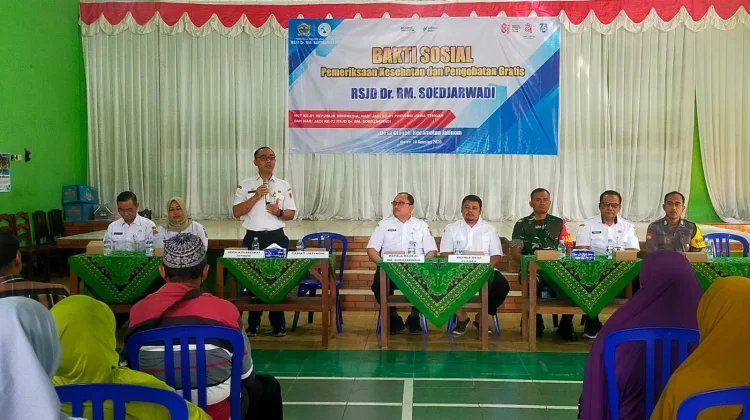 Warga Glagah Jatinom Antusias Ikuti Pengobatan Gratis RSJD