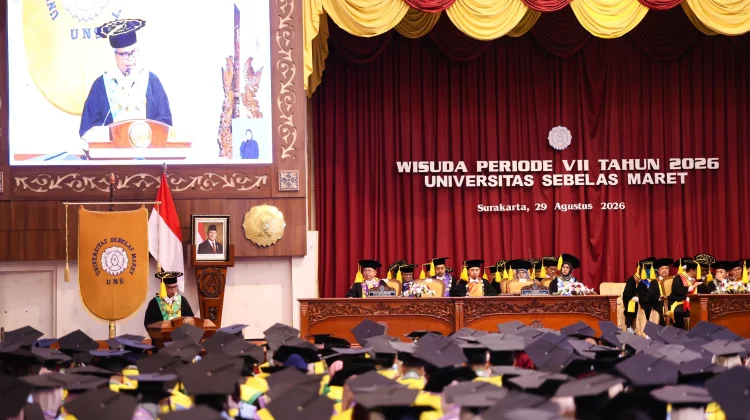 Sebanyak 1.082 Lulusan UNS Diwisuda, 10 Wisudawan Berasal dari Luar Negeri