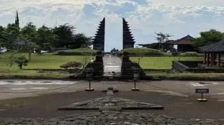 Candi Cetho, Jejak Majapahit di Lereng Gunung Lawu