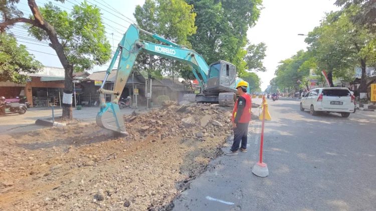 Perbaikan Jalan Simpang Beloran, Dishub Sragen Rekayasa Lalin Jalan Raya Sukowati