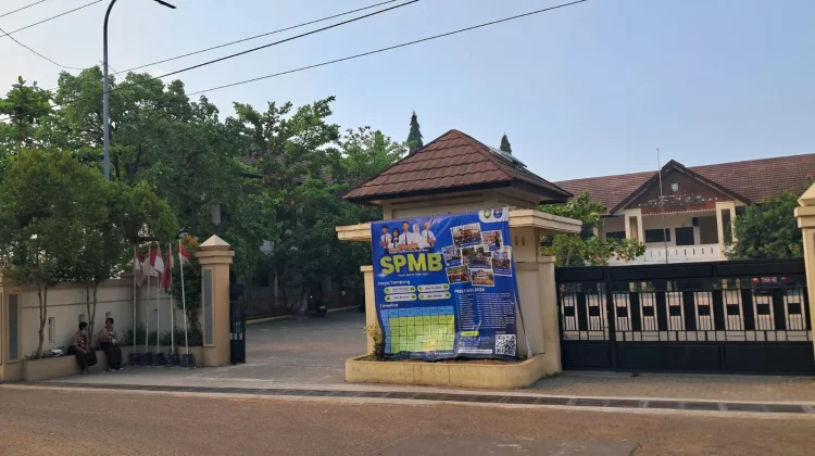 Kebakaran di TPA Putri Cempo, Siswa SMPN 5 Kota Solo Pulang Lebih Awal