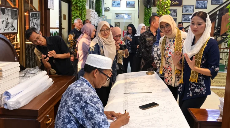Wamendag Kunjungi Laweyan dan Kauman, Ingin Produk Solo Mendunia