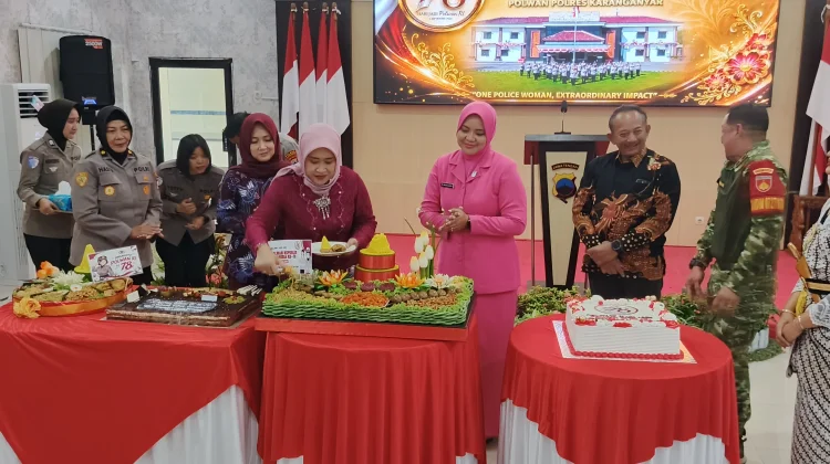 HUT Polwan ke-78, Kapolres dan Bupati Karanganyar Dorong Polwan Makin Profesional