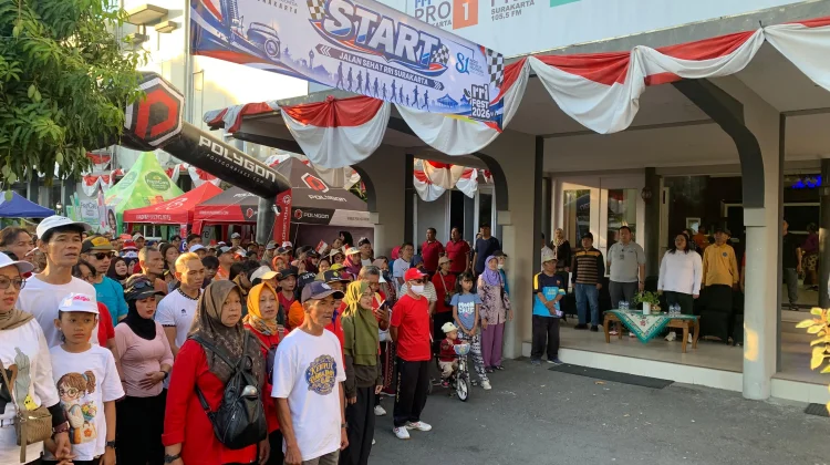 Ribuan Warga Ikuti Jalan Sehat RRI Fest 2026