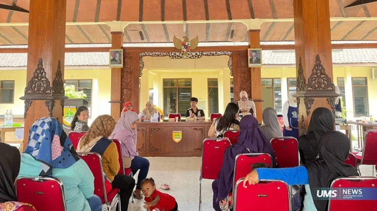 Kelas Ibu Anti Stunting UMS Bekali Ibu dengan Ketrampilan Olah MPASI Berbahan Lele