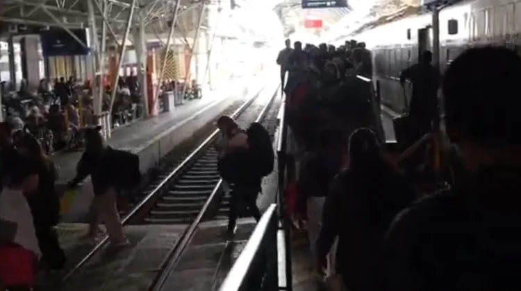 KAI Jalankan Satu Lagi KA Tambahan Relasi Yogyakarta menuju Gambir