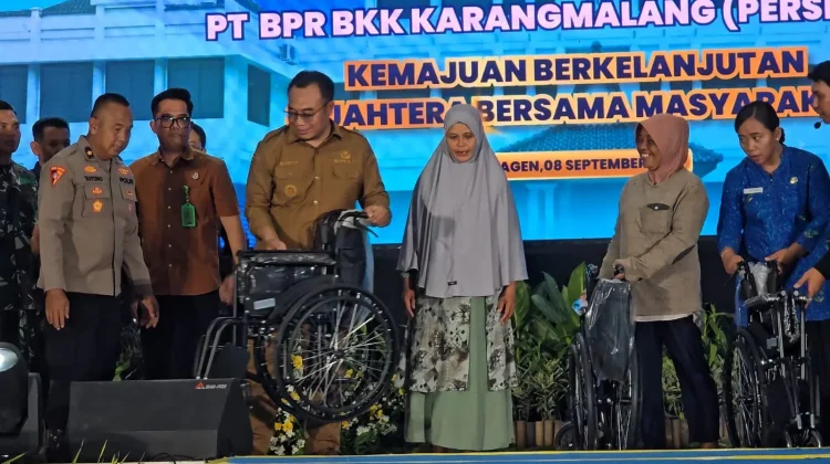 BPR BKK Karangmalang Sragen Salurkan CSR Bersamaan Undian Berhadiah 2026