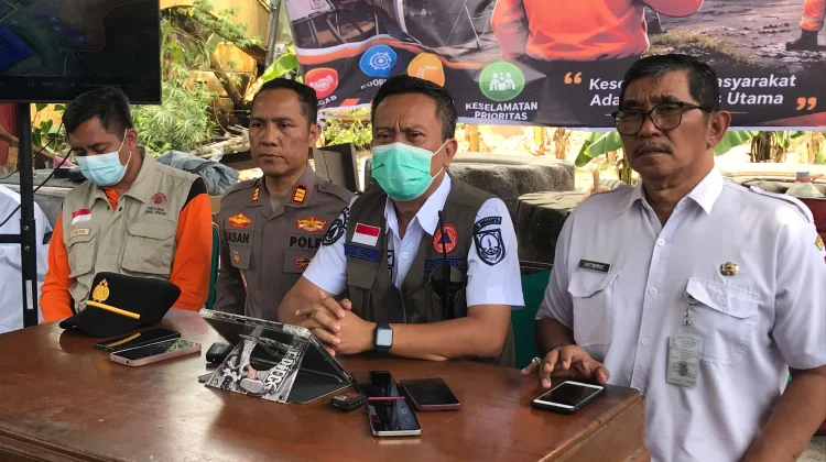 Awan Belum Mendukung, Modifikasi Cuaca TPA Putri Cempo Tertunda