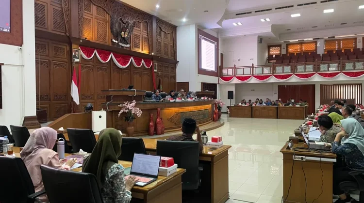 Juleha Dorong Ketentuan Penyembelihan Halal Masuk Raperda DPRD Solo