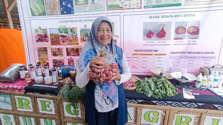 Yayasan Gita Pertiwi Gelar Sekolah Lapang Regenerative Agriculture untuk Petani