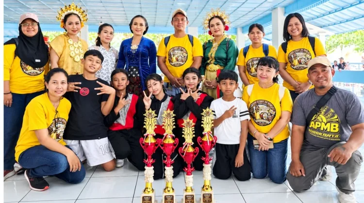 Drum Band SD Warga Borong Empat Penghargaan Festival