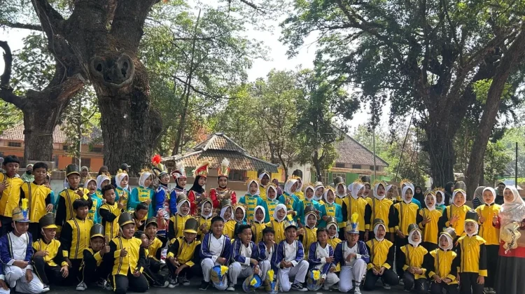 MIN 4 Sragen Ikuti Lomba Drumband Se-Eks Karesidenan Surakarta