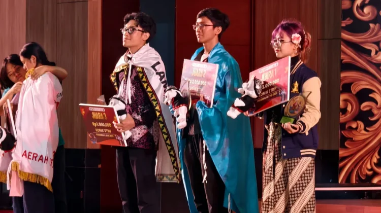 Mahasiswa DKV UNS Berhasil Sabet Juara Dua Komik Strip Peksiminas 2026