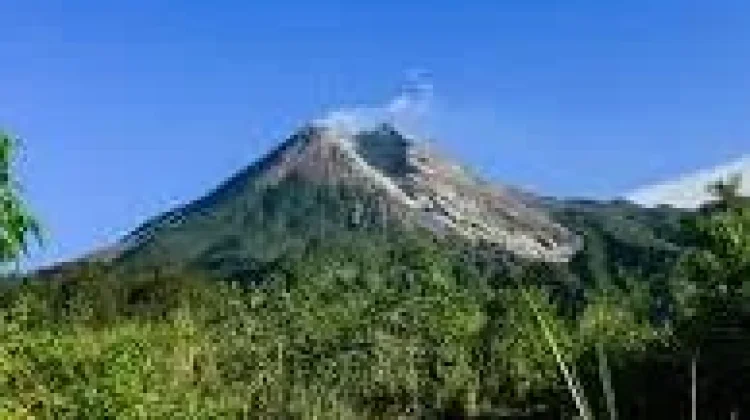 BPPTKG: Erupsi Anak Krakatau Tidak Tak Pengaruhi Aktivitas Gunung Merapi