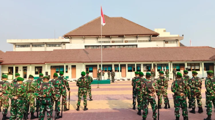 Pimpin Upacara 17-an, Kasdim Karanganyar Tekankan Kesiapsiagaan Karhutla