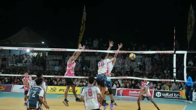 Bupati Cup III, Bupati Rober Dorong Lahirnya Bibit Atlet Voli Karanganyar