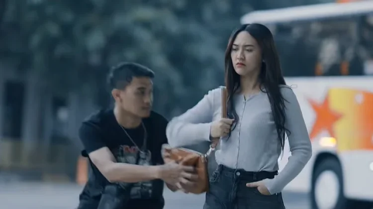Lirik Terjemah Penggantine - Happy Asmara Bahasa Indonesia