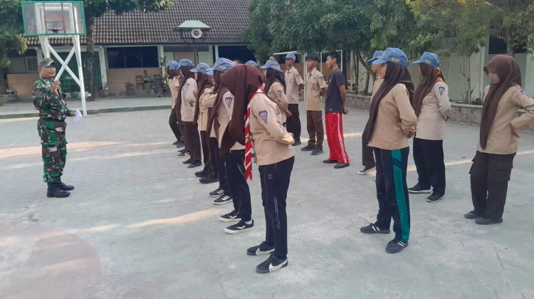 Bentuk Karakter Generasi Muda, Koramil Gondangrejo Gembleng PBB Siswa SMA