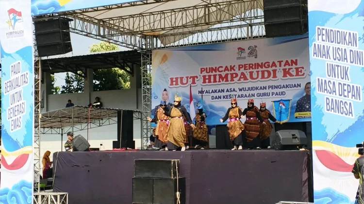 Dukung Kesetaraan Guru PAUD, Danramil Matesih Hadiri HUT HIMPAUDI