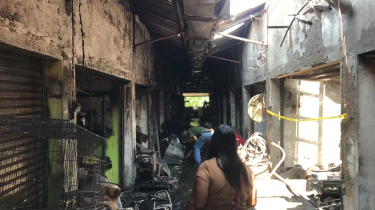 Lima Kios Pasar Klitikan Solo Terbakar, Tidak Ada Korban Jiwa